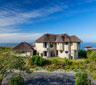 Pezula Under Thatch, Pezula
